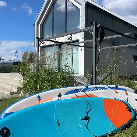 Hampton Zalew Zegrzynski Сasa de vacaciones *