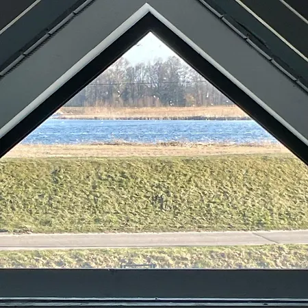 Hampton Zalew Zegrzynski *