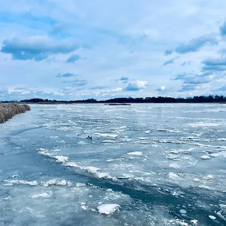 Hampton Zalew Zegrzynski *