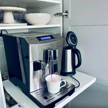 Hampton Zalew Zegrzynski Сasa de vacaciones *