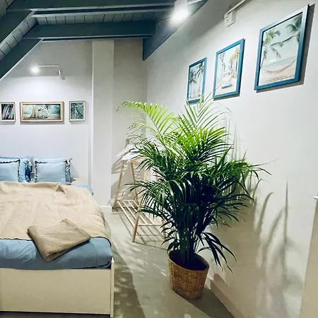 Hampton Zalew Zegrzynski