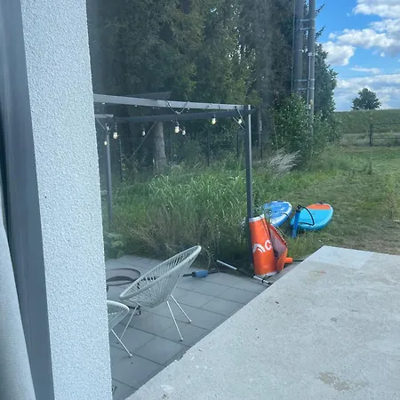 Hampton Zalew Zegrzynski * Cupel (Legionowo)