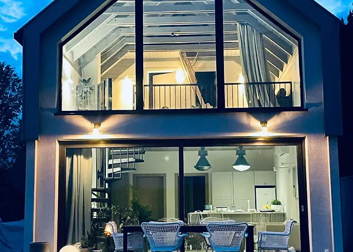 Hampton Zalew Zegrzynski