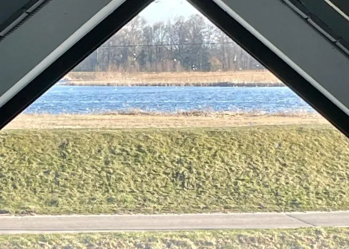 Hampton Zalew Zegrzynski *