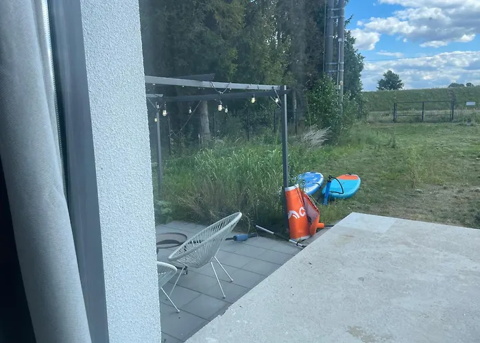 Hampton Zalew Zegrzynski * Cupel (Legionowo)